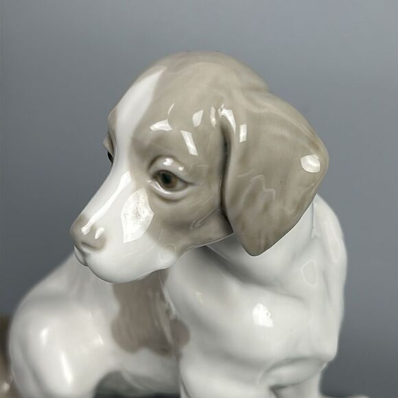 Llardo Porcelain Sitting Labrador Dog Figurine Handmade in Spain - Picture 8 of 13